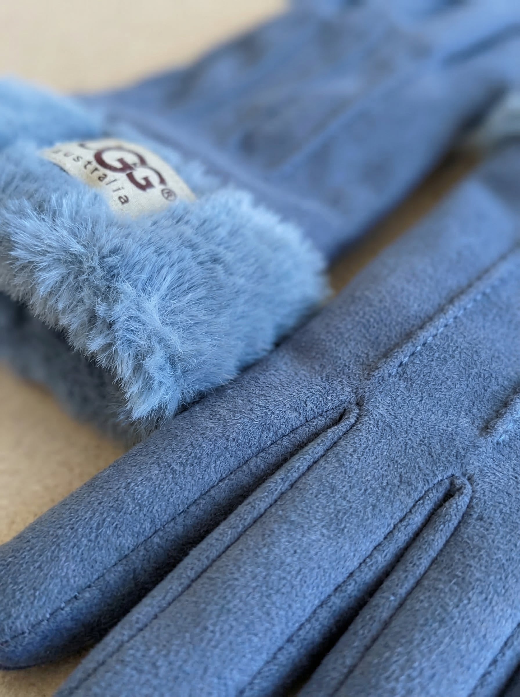 UGG Australia Women's Suede Gloves with Faux Fur Trim