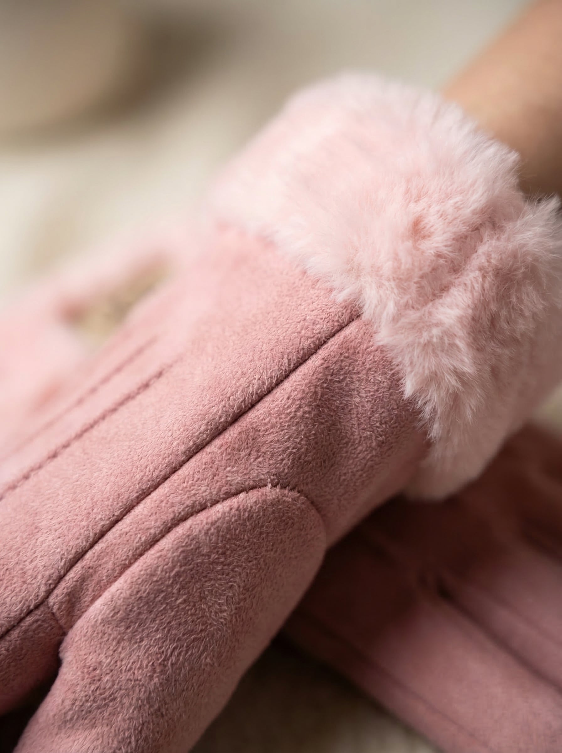 UGG Australia Women's Suede Gloves with Faux Fur Trim